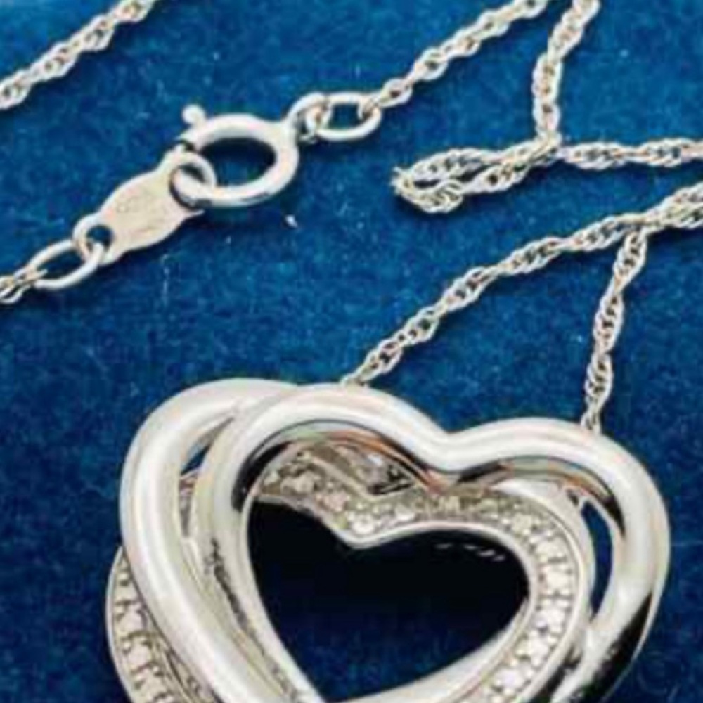 🎉Zales Heart Pendant Necklace